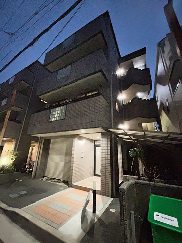 フラミニア・コートの外観