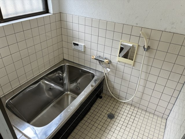 　☆ 多治見市旭ケ丘八丁目　６ＬＤＫ戸建 ☆の浴室