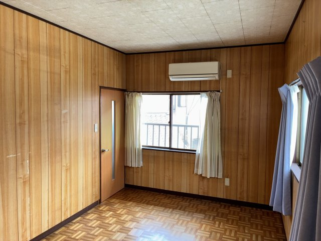 　☆ 多治見市旭ケ丘八丁目　６ＬＤＫ戸建 ☆の洋室