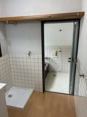 　☆ 多治見市旭ケ丘八丁目　６ＬＤＫ戸建 ☆のランドリースペース