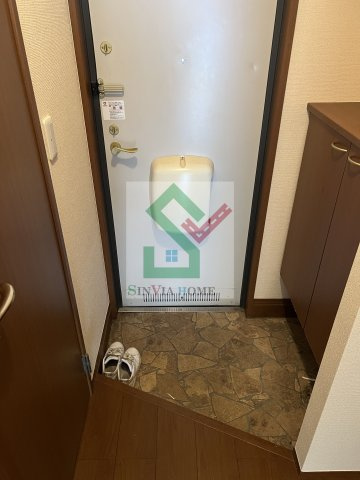 タウンハウス豊栄の玄関
