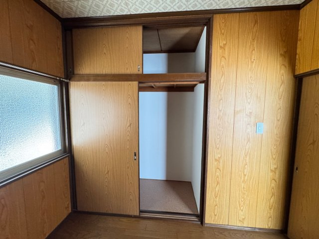 【収納】 | 魚住町西岡貸家 | 2F洋室4.5帖