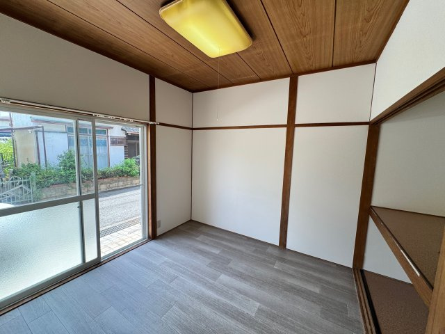 【洋室】 | 魚住町西岡貸家 | 1F 4.5帖