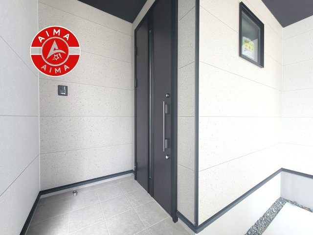 大野城市曙町3丁目第1-3棟（2号棟）の玄関|おでかけの時も帰った時も、「我が家」を最初に感じでもらえる素敵な空間に。
