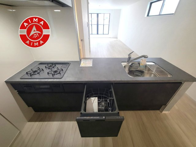 大野城市曙町3丁目第1-3棟（2号棟）のキッチン|ご家族を近くに感じられる対面キッチンのLDK。会話もはずみそうですね。