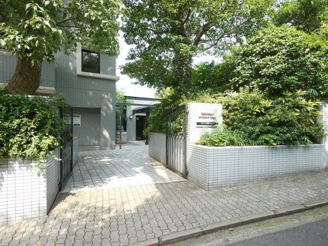 ベルメゾン赤坂フォレスト　草ヶ江小学校区のエントランス|ベルメゾン赤坂フォレスト