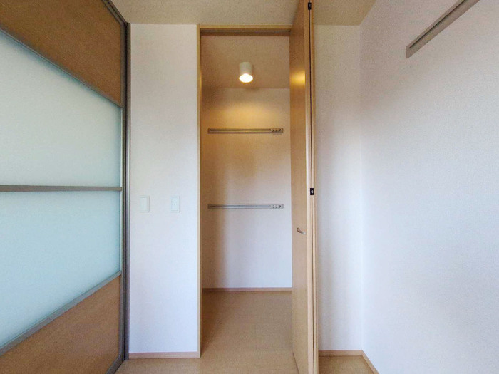 ルミエ広畑本町の収納