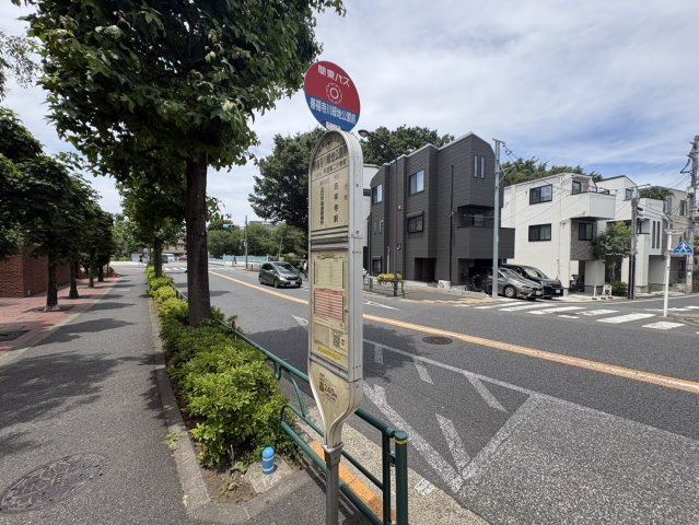朝日クレス・パリオ南阿佐谷のその他|バス停まで徒歩1分です。高円寺・新高円寺・中野・吉祥寺までアクセス可能。