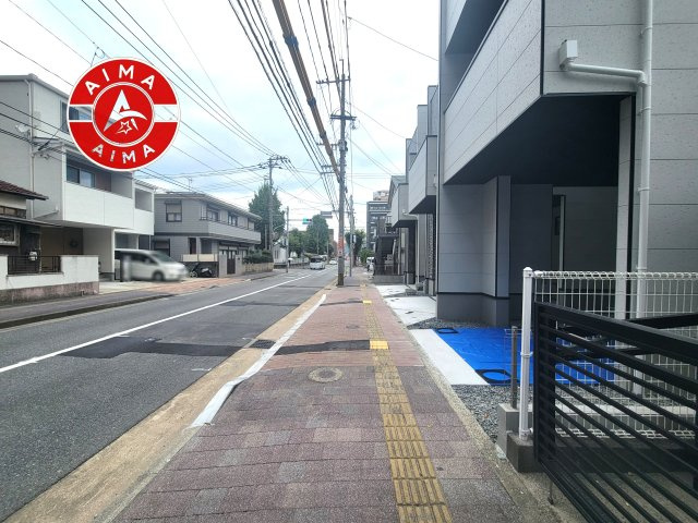 大野城市曙町3丁目第1-3棟（3号棟）の外観|前面道路含む現地の写真です。