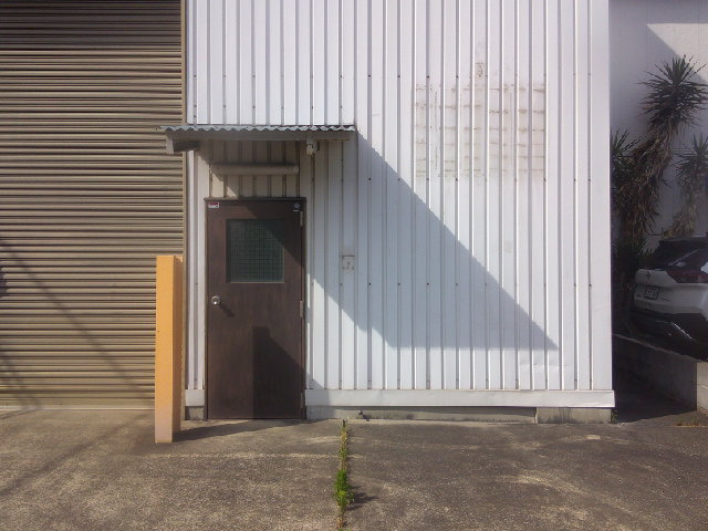 千葉市稲毛区六方町の倉庫