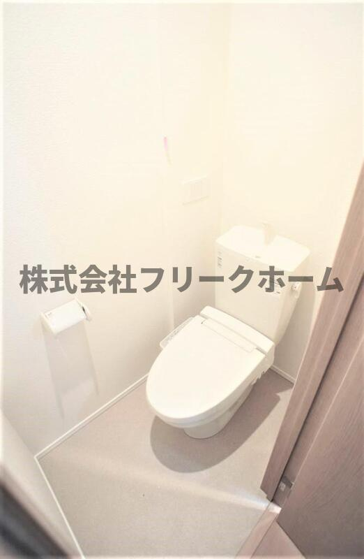 小金井市前原町３丁目の賃貸マンションのトイレ