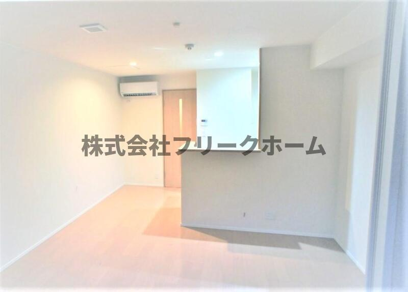 小金井市前原町３丁目の賃貸マンションの居間・リビング
