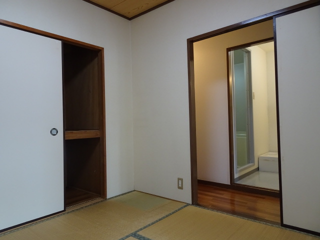 嵯峨ハイツの和室