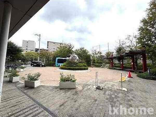 ミリカ・ヒルズ　1街区のエントランス