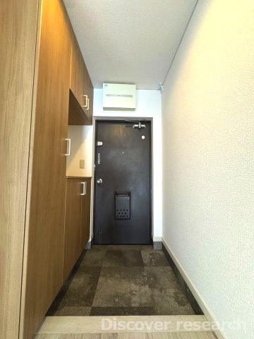 多摩稲城マンションA棟の玄関