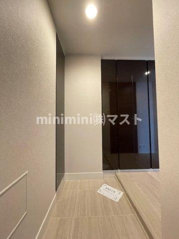 シティタワー大阪本町の玄関