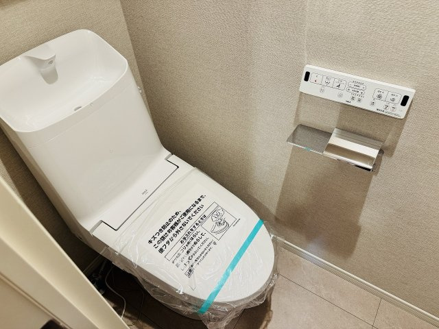パテラ八王子のトイレ|～暖房温水洗浄機能付きトイレ　冬場は特に嬉しい機能ですね～