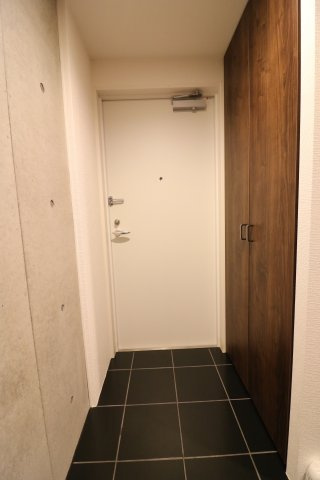 【玄関】