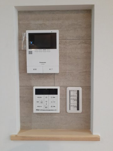 熊本市南区野口１丁目の中古一戸建の設備|TVモニター付きインターホン、給湯リモコン