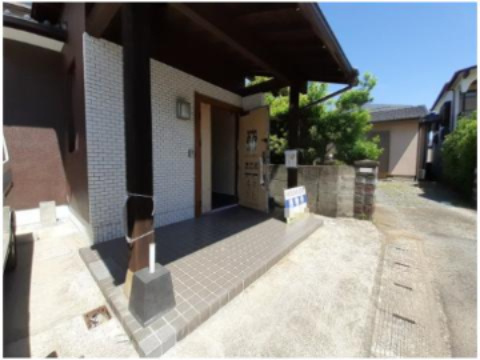 熊本市南区野口１丁目の中古一戸建の玄関
