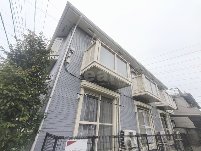 三鷹市井の頭１丁目のアパート
