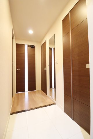 【玄関】 | アクトタレイア茨木駅前