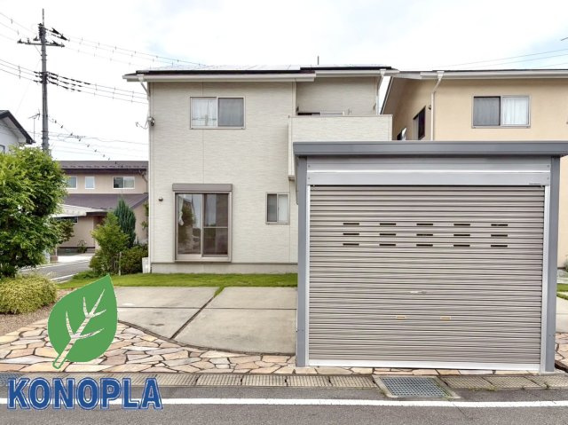 【中古戸建】前橋市北代田町の外観|■外観｜土日のご見学はもちろん、平日・夜間のご案内も大歓迎です♪「今から見たい」や「仕事終わりに見たい」にもご対応できますのでお気軽にお問い合わせください♪