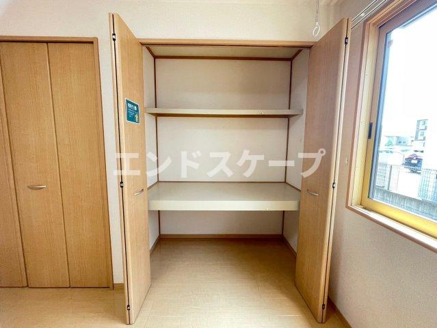 リジエール　Ａの収納|高崎、前橋、伊勢崎エリアのお部屋探しはエンドスケープまで！お客様の理想お聞かせ下さい♪