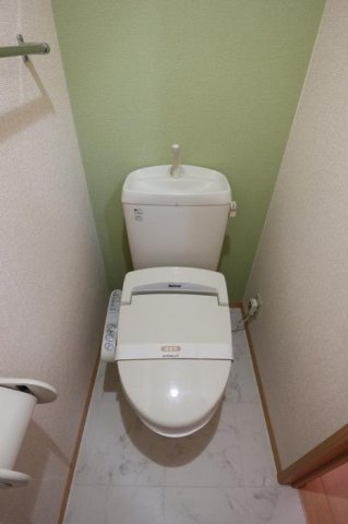 コリーヌ・　ドゥのトイレ|トイレです（参考写真です）