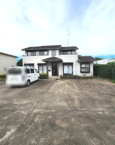 茂原市東郷　中古戸建の駐車場|敷地約194坪 6SLDK　JR外房線茂原駅徒歩約10分  業務スーパー徒歩約5分　閑静な立地