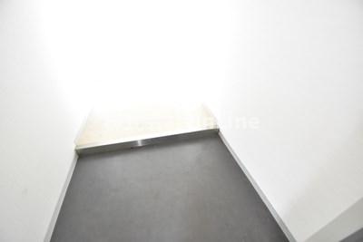 曙フラッツの玄関