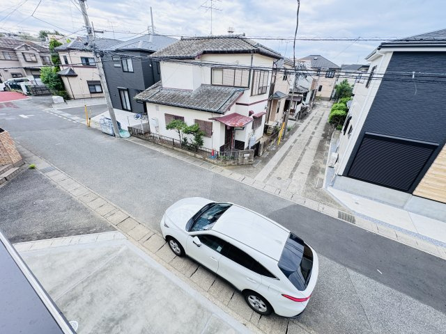 松戸市日暮８丁目新築戸建【河原塚小学校:6分】の展望|バルコニーより道路側眺望・南道路で日当たり良好♪