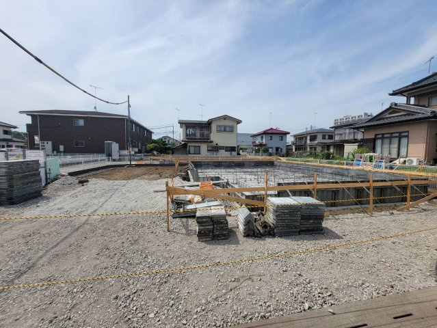 【LiveleGarden】上三川町上三川 第11　全3邸の外観|〇1号棟【4LDK+2WIC+カースペース３台】
全居室6帖以上♪玄関とリビングの二方向から出入りできる和室はプライベートを守りながら多目的に使える万能スペースです。
※2026年5月撮影