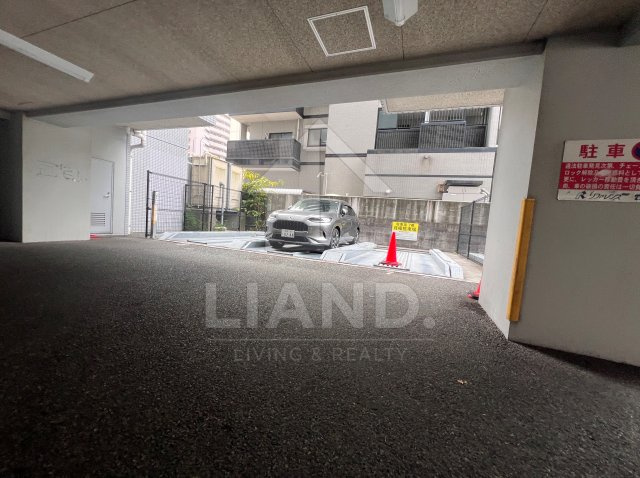 アーバンパーク天神東　博多小学校区の駐車場|アーバンパーク天神東