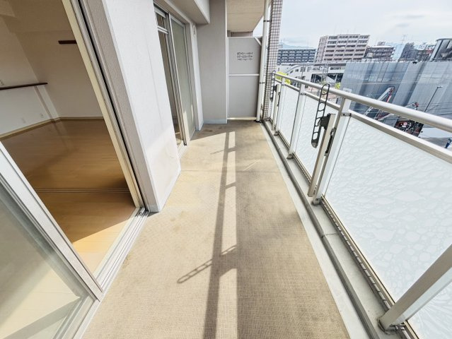 コンフォート筑紫のバルコニー|別号数タイプ