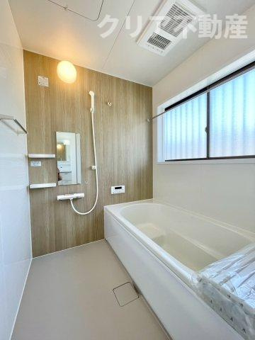 【浴室】 | 新里町武井　平屋建て再生住宅　駅11分！