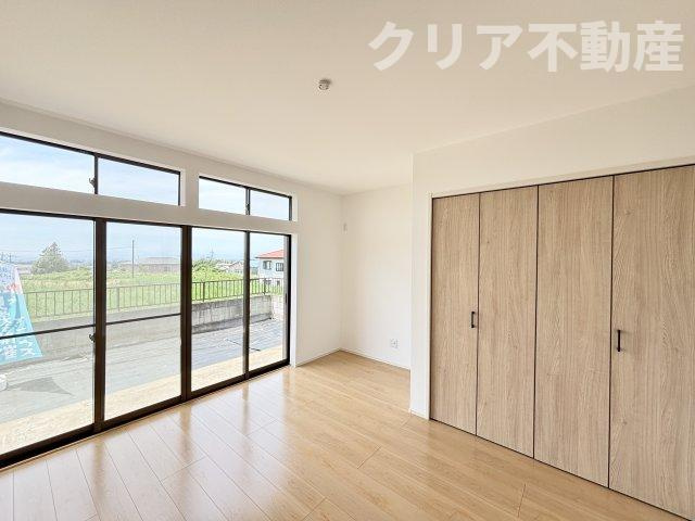 【洋室】 | 新里町武井　平屋建て再生住宅　駅11分！