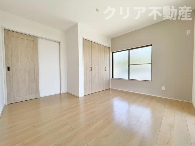 【寝室】 | 新里町武井　平屋建て再生住宅　駅11分！