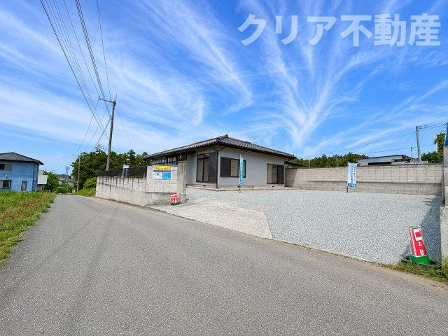 【前面道路含む現地写真】 | 新里町武井　平屋建て再生住宅　駅11分！