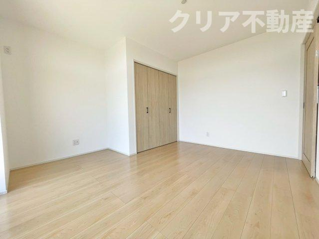 【洋室】 | 新里町武井　平屋建て再生住宅　駅11分！