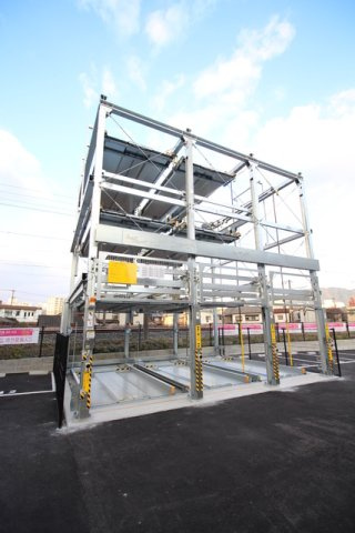 REGARIA KOKURAKITA CENTERPLACEの駐車場