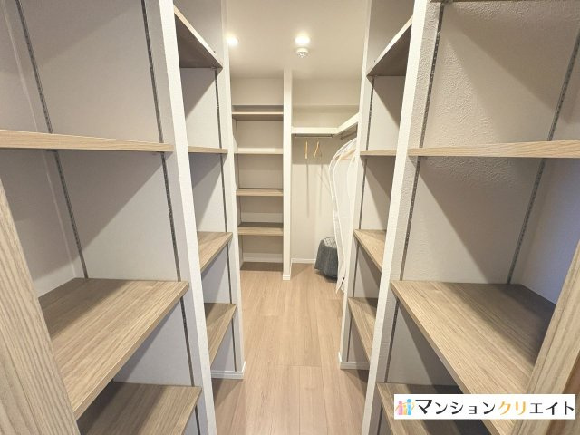 シンフォニアガーデン福井の収納|家族全員の荷物を収納できるwic