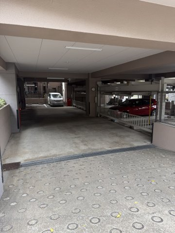 藤和シティコープ平尾駅前の駐車場