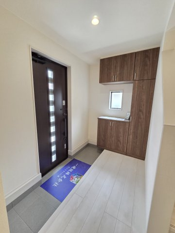 新築　桐生第28相生町　1号棟　Livele Garden.Sの玄関|現地写真　シューズボックスは大容量！玄関もスッキリしますね！