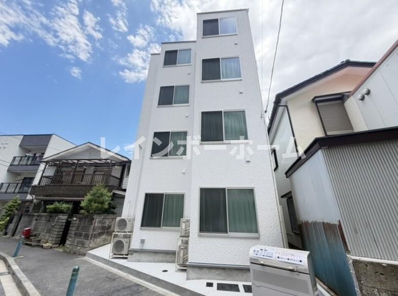 フィオーネ亀有の外観