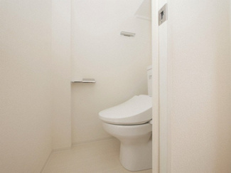 【トイレ】 | レオンコンフォート天王寺東 | 落ち着いた色調のトイレです
