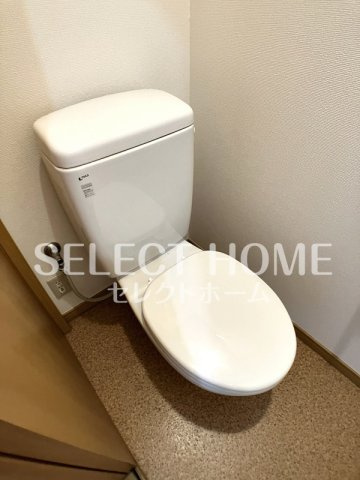 【トイレ】 | メゾネット上原 | ゆったりとした空間のトイレです