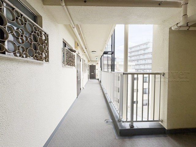 【その他共用部分】 | 明穂和泉マンション | 共用廊下