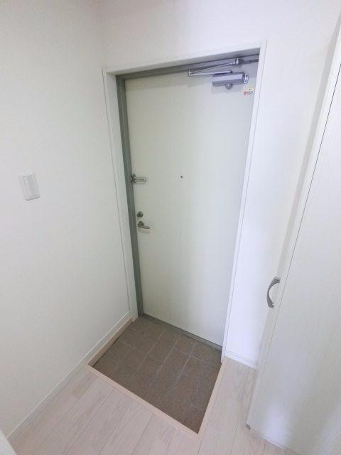 【玄関】