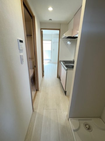 ウエストガーデン所沢の玄関|明るい玄関です